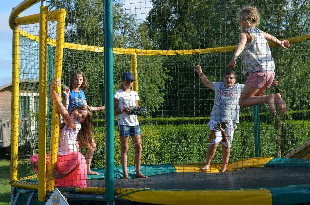Camping De La Mottelette Forest-Montiers Εξωτερικό φωτογραφία